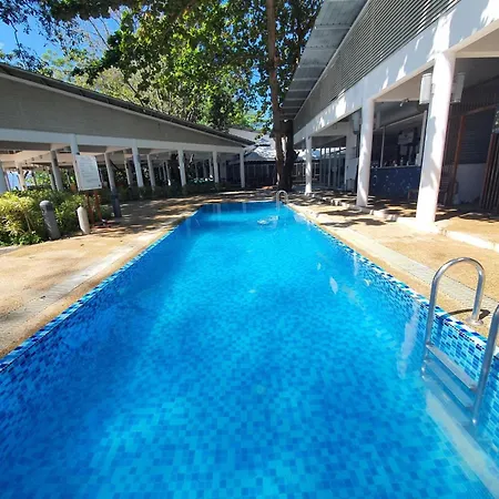 Mamutik Island Lodge
